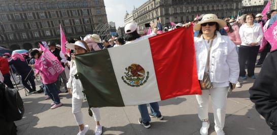 90,000 almas se reunieron para "defender la democracia" de México, del Gobierno del presidente AMLO. Foto EE: Eric Lugo