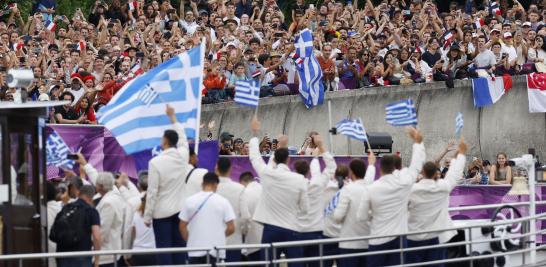 La delegación de Grecia fue la primera en hacer el recorrido de los atletas. Foto: Reuters