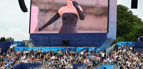 Lady Gaga hizo una aparición especial durante la ceremonia de apertura. Foto: Reuters