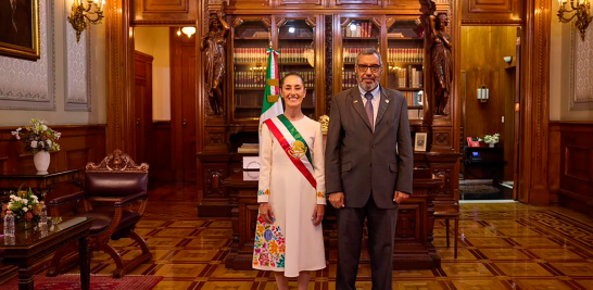 Claudia Sheinbaum compartió fotografías con algunos de los invitados internacionales que acudieron a su toma de posesión como Presidenta de México.