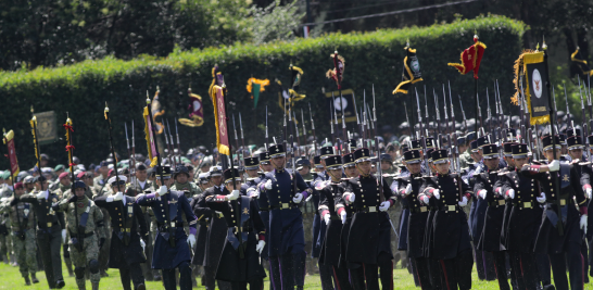 Salutación a Claudia Sheinbaum de parte de las Fuerzas Armadas y de la Guardia Nacional.