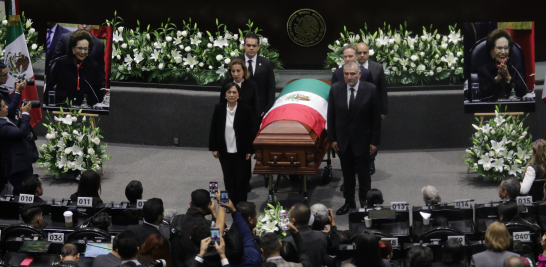 Homenaje luctuoso de Ifigenia Martínez en la Cámara de Diputados.