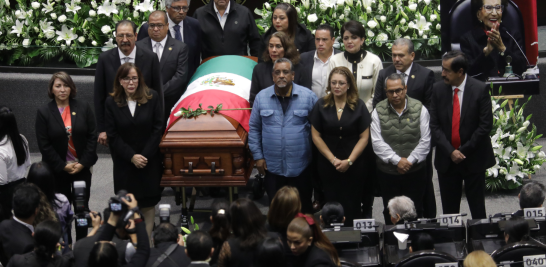 Homenaje luctuoso de Ifigenia Martínez en la Cámara de Diputados.