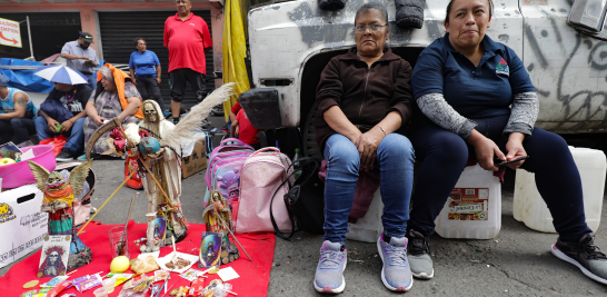 Altar a la Santa Muerte en el Barrio de Tepito.