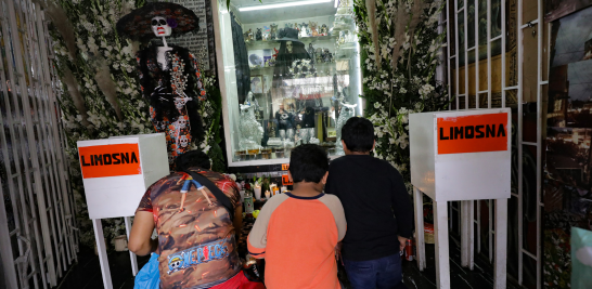 Altar a la Santa Muerte en el Barrio de Tepito.