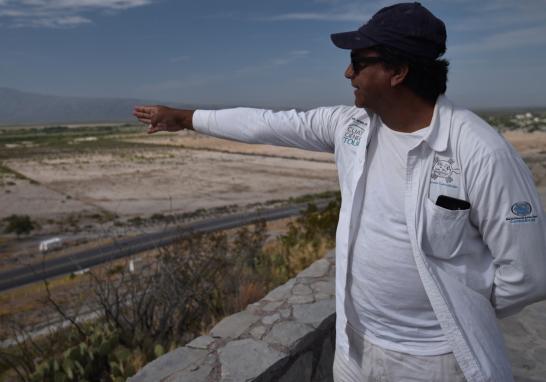 Arturo Contreras, biólogo conservacionista y habitante de Cuatro Ciénegas asevera que Saca Salada es un punto crucial para la conservación del valle y su gran diversidad biológica. Responsabiliza a Conagua del mal aprovechamiento del líquido vital, en tanto, “ha permitido que se sobrexplote el acuífero de Cuatro Ciénegas por gente que no tiene derecho a usar esta agua”.