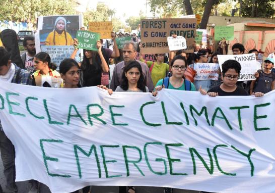 Protestantes en India se sumaron a la movilización, inspirada por la adolescente sueca Greta Thunberg. Foto: AFP