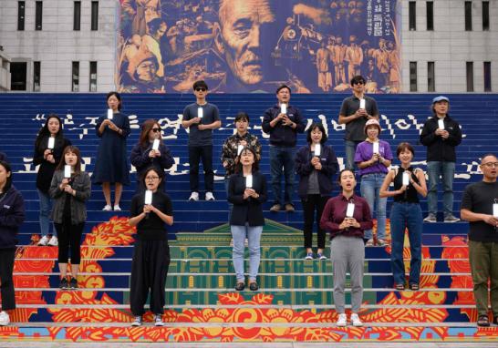 En Corea del Sur también se sumaron estudiantes para protestar contra el cambio climático. Foto: AFP