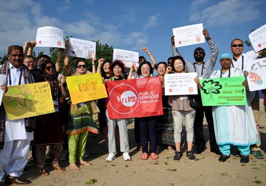 En Indonesia, los jóvenes salieron a las calles a protestar como parte de la campaña Fridays For Future. Foto: AFP