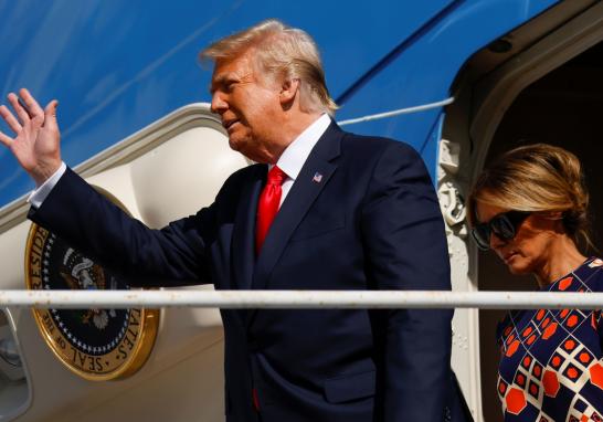 Trump voló a Palm Beach en el Air Force One y fue el primer presidente saliente en 150 años en no asistir a la ceremonia de juramentación de su sucesor. Foto: Reuters