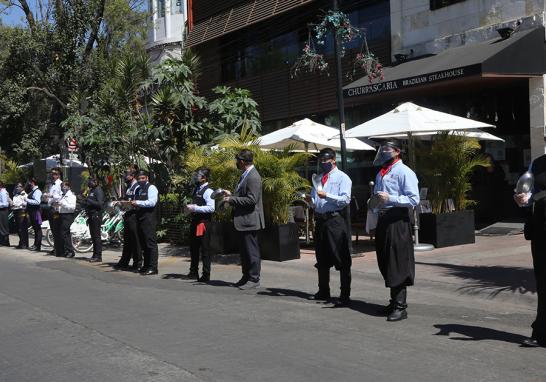 La Canirac recuerda que al inicio de la pandemia de Covid-19 en la Zona Metropolitana del Valle de México se han cerrado 13,500 establecimientos, lo que se traduce en más de 80,000 empleos perdidos. Foto EE: Rosario Servin