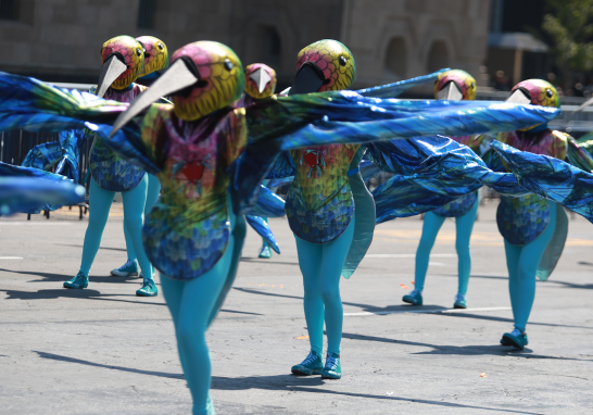 El inicio del recorrido del Desfile del Día de Muertos 2021 fue en el Zócalo capitalino para concluir en el Deportivo del Campo Marte. Foto EE: Eric Lugo