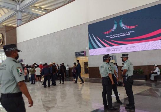 En el día de su inauguración el AIFA registrará 20 operaciones de las aerolíneas que confirmaron su participación en esta terminal. Foto EE: Alejandro de la Rosa