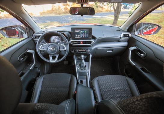 Seguridad máxima con el Toyota Star Safety System que reúne sistemas como Control de estabilidad, de tracción y frenos ABS, entre otros. Foto EE: Hugo Salazar
