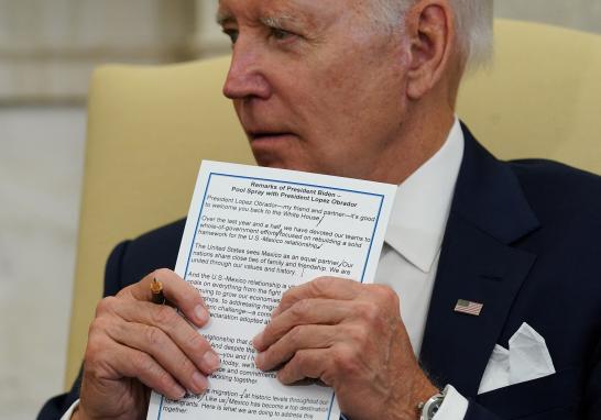 El presidente de Estados Unidos, Joe Biden, dijo el martes que lidiar con la inmigración es un desafío continental compartido por su país y México. Foto: Reuters