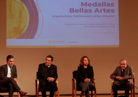 Ceremonia de entrega de la Medalla Bellas Artes correspondientes a 2020, 2021 y 2022. Foto EE: Rosario Servin