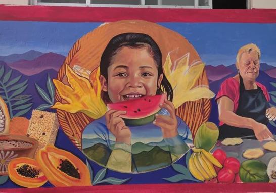 Mural de la artista Ana Chopa en el palacio municipal de Santa Catarina Quiane, Oaxaca. Foto: Cortesía #OaxacaSinChatarra