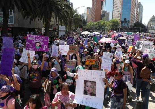 Marcha del 8M en la Ciudad de México. Foto EE: Rosario Servin