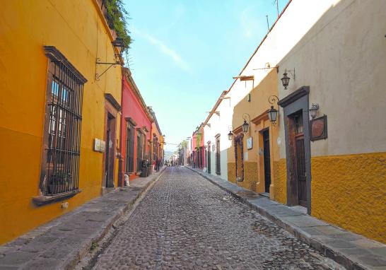 Guanajuato capital y San Miguel de Allende han sido los sitios atractivos para los nómadas digitales, por su belleza, la gastronomía y la infraestructura tecnológica.