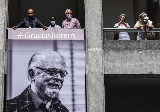 El pintor y escultor Fernando Botero ha sido una de las figuras fundamentales del idilio internacional con la cultura colombiana. Foto: AFP