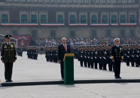 Desfile Cívico Militar para conmemorar el Aniversario de la Independencia de México.