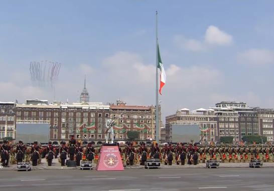 Desfile Cívico Militar para conmemorar el Aniversario de la Independencia de México.