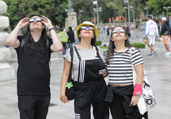 Eclipse solar anular 2023 en la CDMX. Foto EE: Eric Lugo.