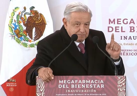 Andrés Manuel López Obrador durante la inauguración de la Megafarmacia del Bienestar. Foto EE: Cortesía.