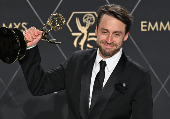 Kieran Culkin ganó el premio Emmy a mejor actor en serie dramática. Foto: AFP