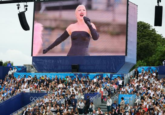 Lady Gaga hizo una aparición especial durante la ceremonia de apertura. Foto: Reuters