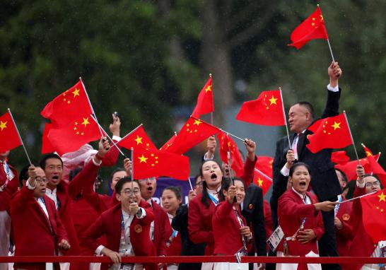 Atletas de China en la ceremonia de inauguración de los Juegos Olímpicos de París 2024. Foto: Reuters