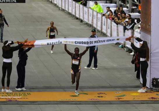 Maratón CDMX 2024. Foto EE: Eric Lugo