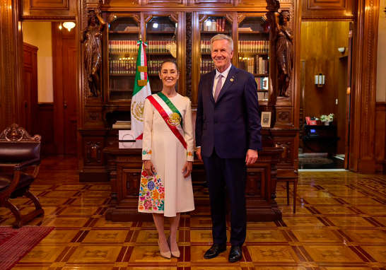 Claudia Sheinbaum compartió fotografías con algunos de los invitados internacionales que acudieron a su toma de posesión como Presidenta de México.