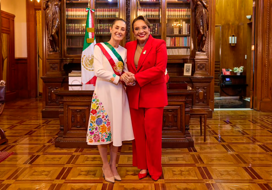 Claudia Sheinbaum compartió fotografías con algunos de los invitados internacionales que acudieron a su toma de posesión como Presidenta de México.