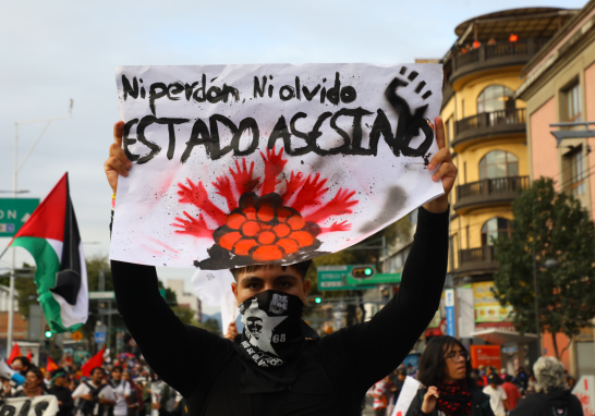 Marcha para conmemorar el 56 aniversario de la matanza de Tlatelolco el 2 de octubre de 1968.