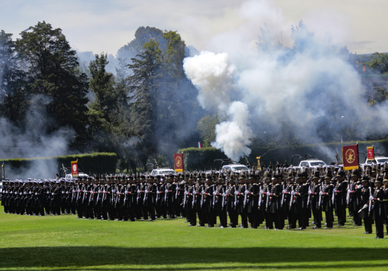 Salutación a Claudia Sheinbaum de parte de las Fuerzas Armadas y de la Guardia Nacional.