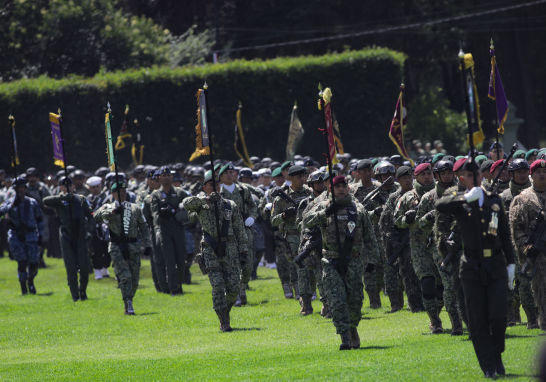 Salutación a Claudia Sheinbaum de parte de las Fuerzas Armadas y de la Guardia Nacional.