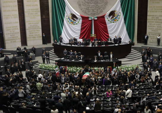 Homenaje luctuoso de la diputada Ifigenia Martínez en la Cámara de Diputados.