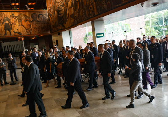 Homenaje luctuoso de Ifigenia Martínez en la Cámara de Diputados.