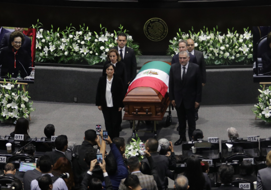 Homenaje luctuoso de Ifigenia Martínez en la Cámara de Diputados.