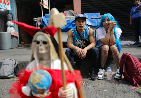 Altar a la Santa Muerte en el Barrio de Tepito.