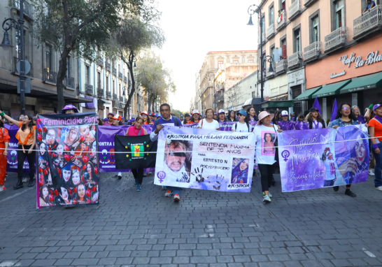 Contingentes, activistas y ciudadanas salen a las calles este 25 de noviembre con motivo del Día Internacional de la Eliminación de la Violencia en Contra de la Mujer.