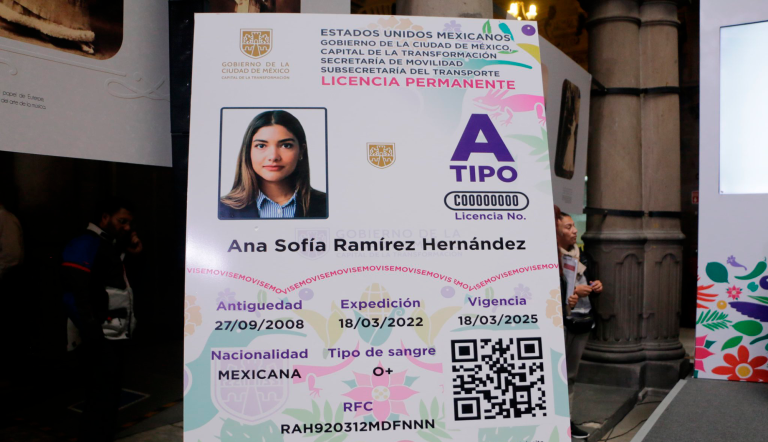 El Gobierno de la Ciudad de México estima emitir entre 800,000 y 1 millón de licencias durante el primer año.