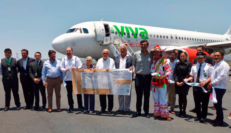 Viva en el Aeropuerto de Tepic.