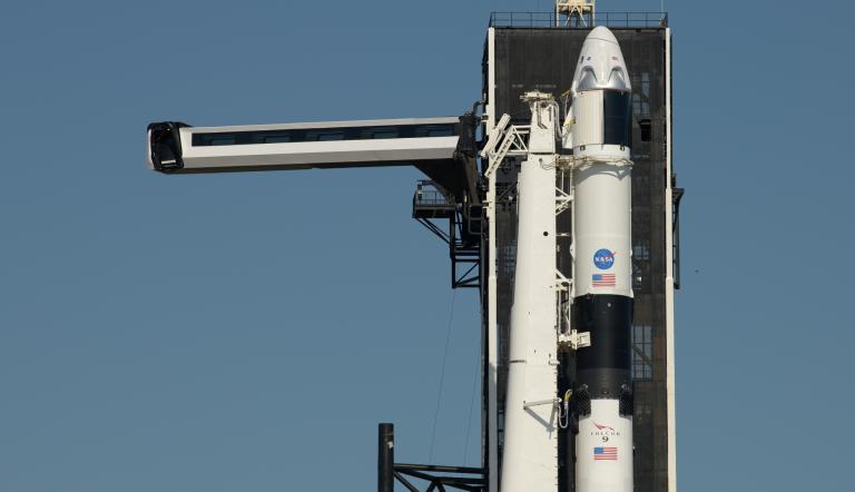 La cápsula Crew Dragon será impulsada por un cohete Space X Falcon 9. Foto: Reuters
