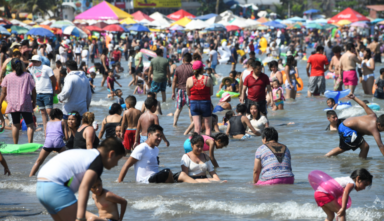 Aspectos de Veracruz en las vacaciones de Semana Santa de 2022. Foto: Archivo Reuters