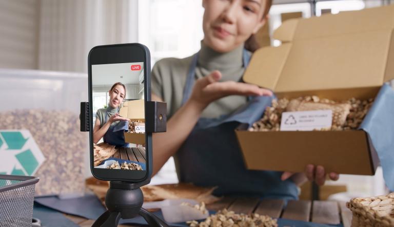 Los influencers ayudan a llegar al cliente ideal. Shutterstock.