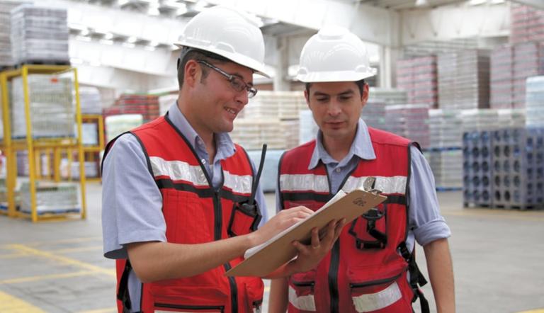 Trabajadores de Arca Continental. Foto EE: Cortesía