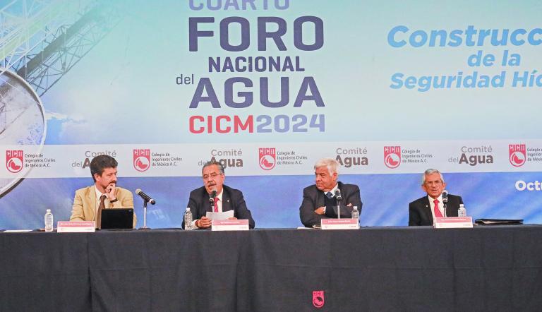Panel 3 del Foro Nacional de Agua, acerca de seguridad Hídrica con Juan Pablo del Conde, ; Guillermo Leal y Arturo Jiménez. Foto Rosario Servin