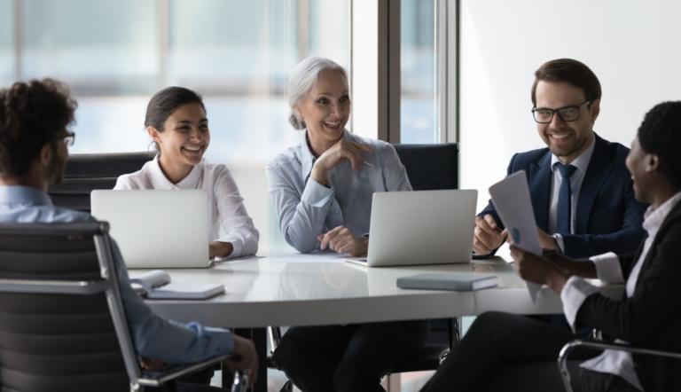 Actualmente existen cuatro generaciones que conviven en las organizaciones, lo que a su vez implica un reto para mantener la armonía.